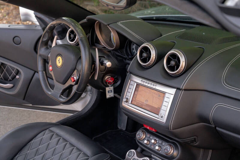 2010 Ferrari California