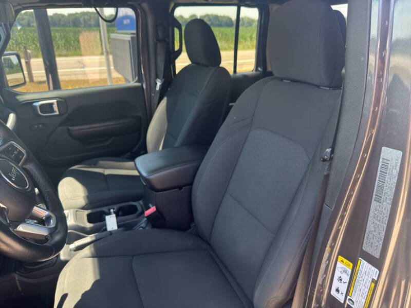 2020 Jeep Gladiator Sport