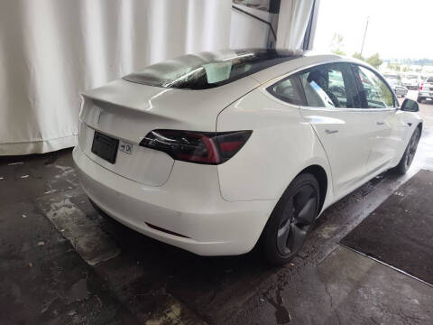 2020 Tesla Model 3 Standard Range Plus