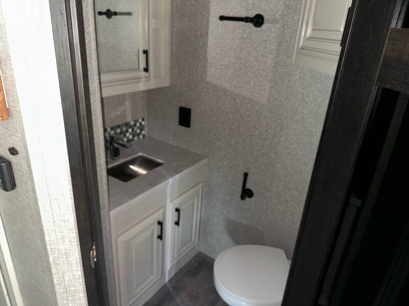 2023 Jayco pinnacle 36 FBTS
