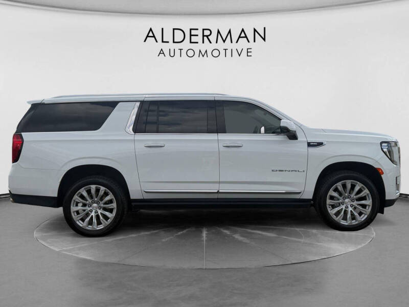 2022 GMC Yukon XL Denali