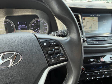 2017 Hyundai Tucson SE Plus