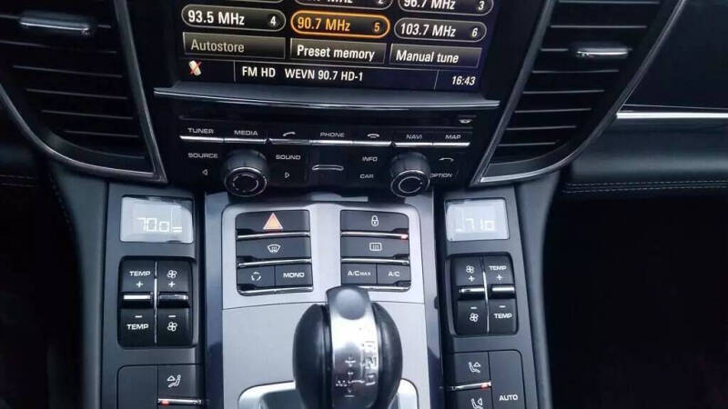 2013 Porsche Panamera GTS