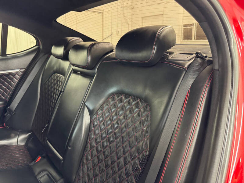 2019 Genesis G70 3.3T Advanced