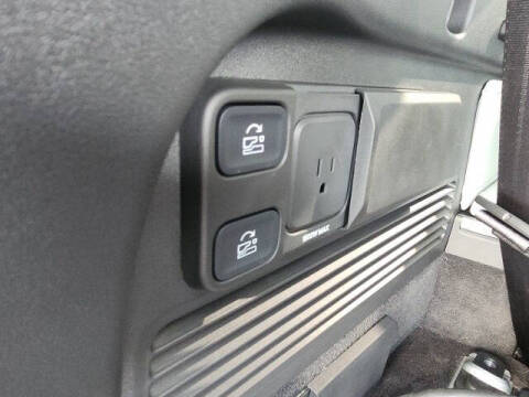 2023 Rivian R1S Adventure