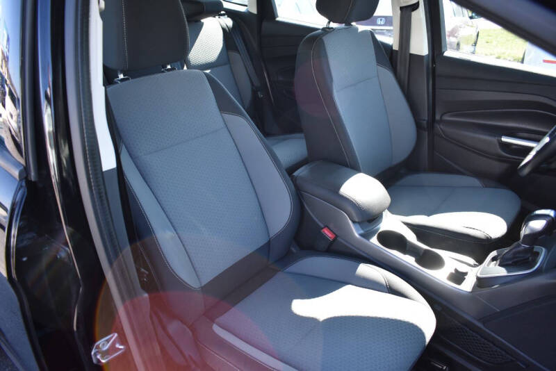 2017 Ford C-MAX Hybrid SE