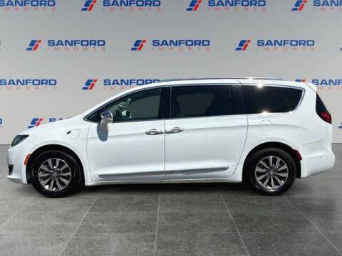 2020 Chrysler Pacifica Hybrid Limited