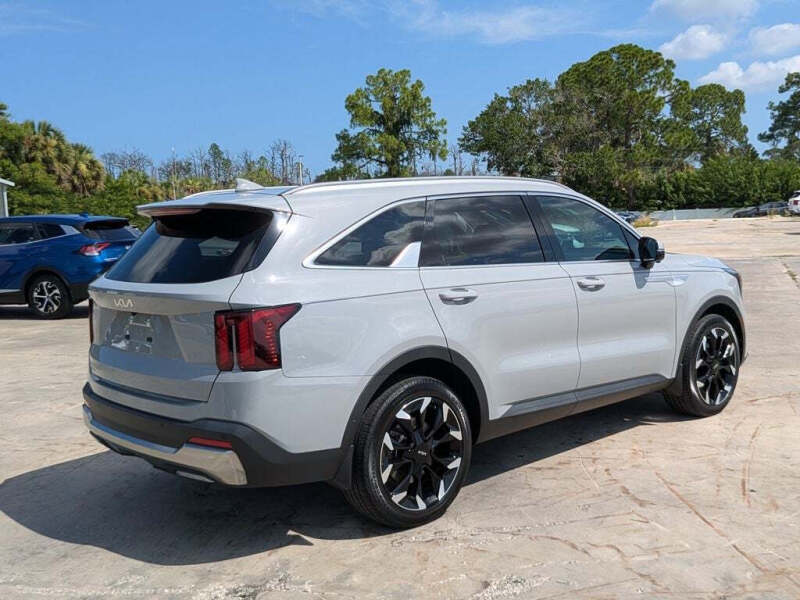 2025 Kia Sorento SX
