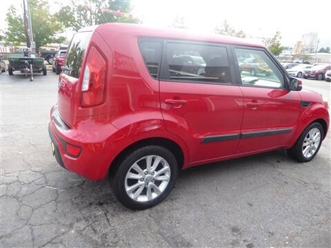 2013 Kia Soul +