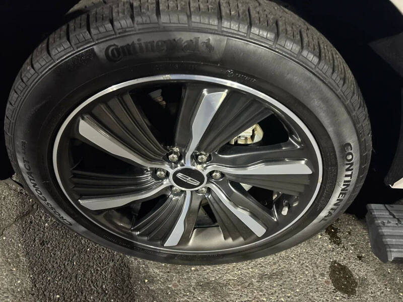 2019 Lincoln Navigator Select