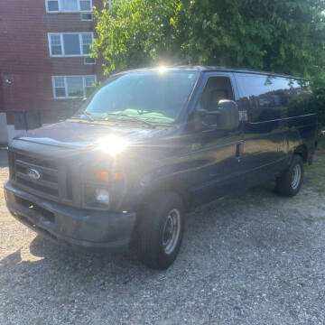 2013 Ford E-Series E-350 SD