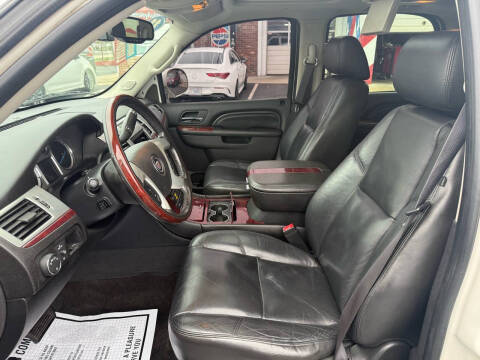 2011 Cadillac Escalade Premium