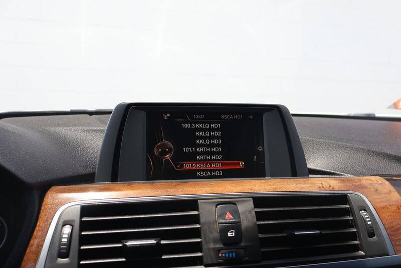 2016 BMW 3 Series 320i