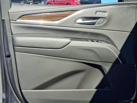 2022 Cadillac Escalade Premium Luxury