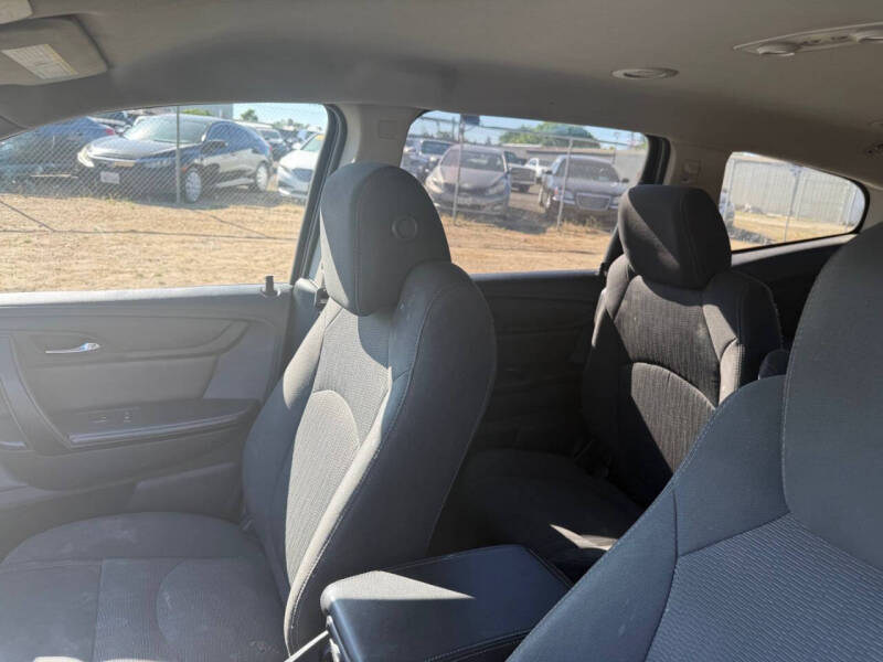 2017 Chevrolet Traverse LT