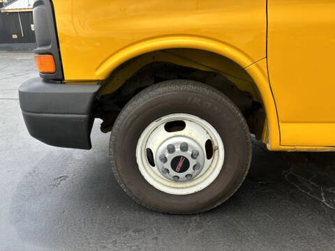 2006 GMC Savana 3500