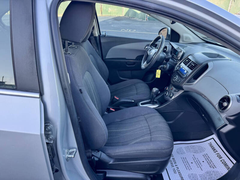 2014 Chevrolet Sonic LT Auto