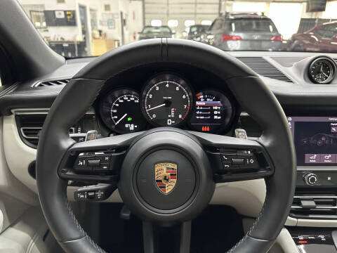 2024 Porsche Macan S