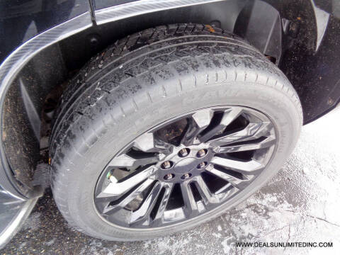 2012 Cadillac Escalade Luxury