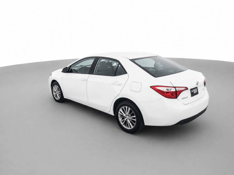 2015 Toyota Corolla LE Plus
