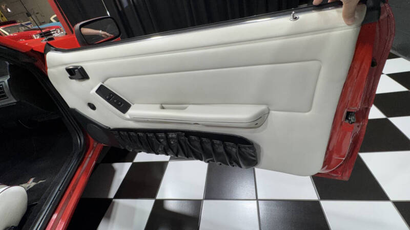 1992 Ford Mustang LX 5.0