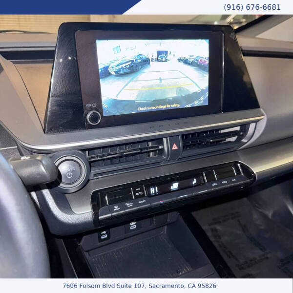 2024 Toyota Prius LE
