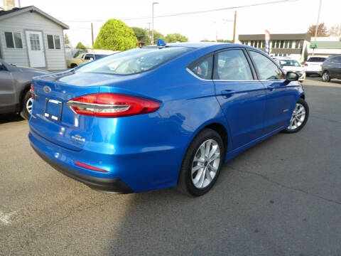 2019 Ford Fusion Hybrid SE