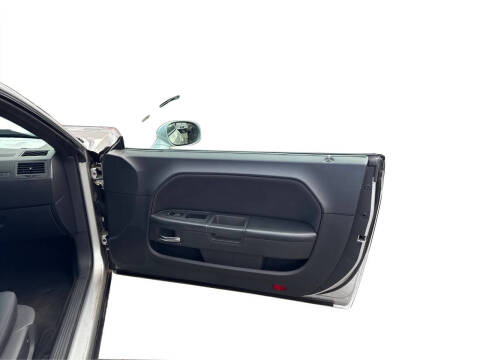 2010 Dodge Challenger SE