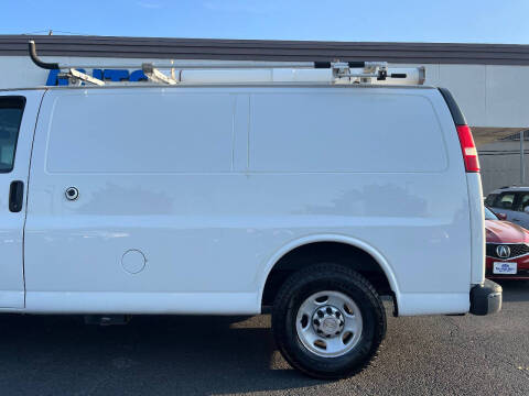 2014 Chevrolet Express 2500