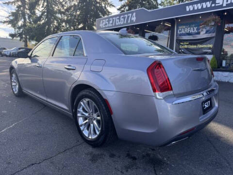 2017 Chrysler 300 C