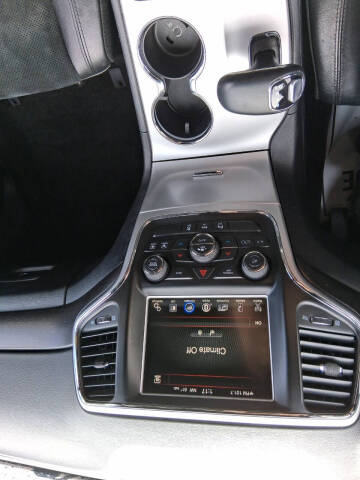 2015 Jeep Grand Cherokee Laredo