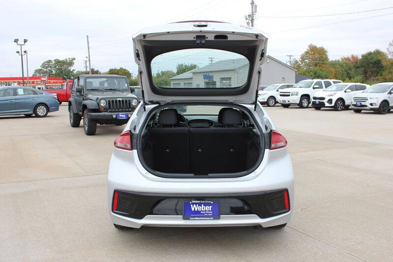 2018 Hyundai Ioniq Hybrid Blue