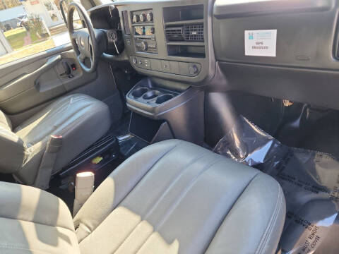 2009 Chevrolet Express LS 3500