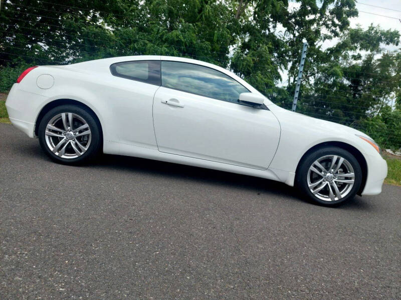 2009 Infiniti G37 Coupe x