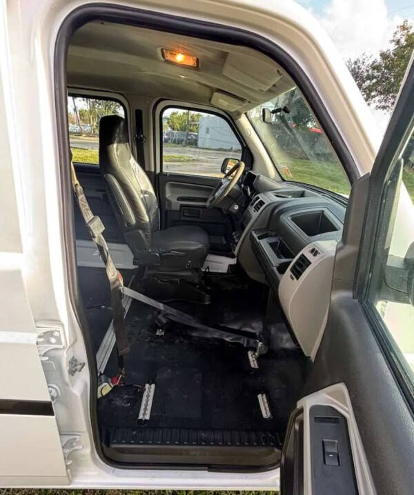 2012 Mobility Ventures/Vehicle Prod MV-1