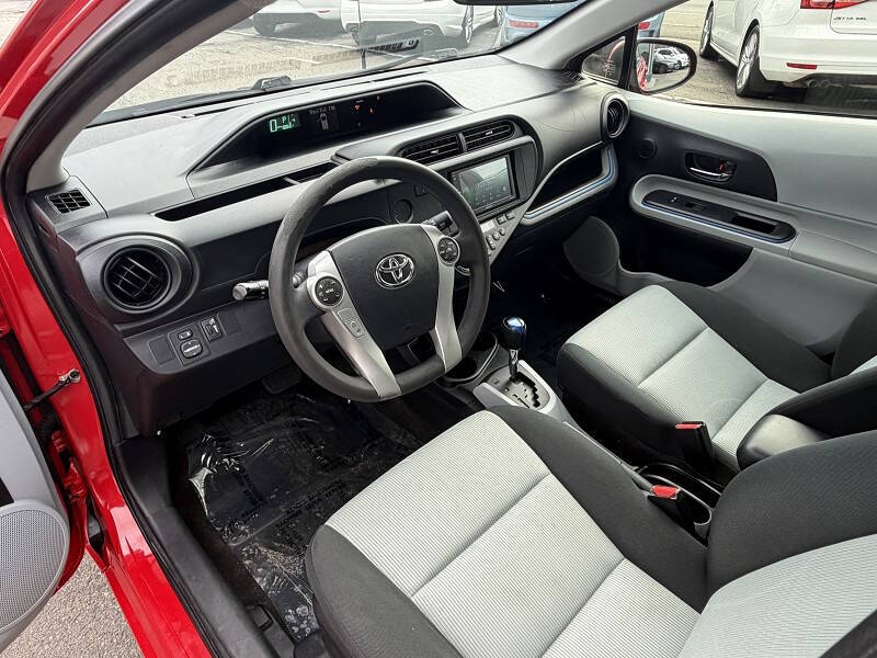 2013 Toyota Prius c Two