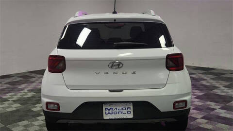 2025 Hyundai Venue SEL