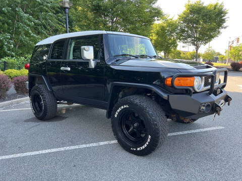 2008 Toyota FJ Cruiser for sale at Urbin Auto Sales in Garfield NJ