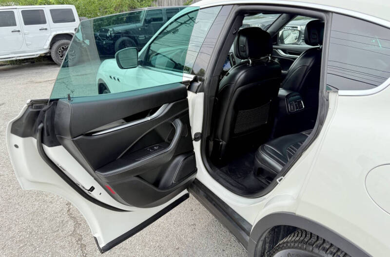 2017 Maserati Levante