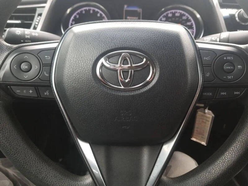 2020 Toyota Camry LE