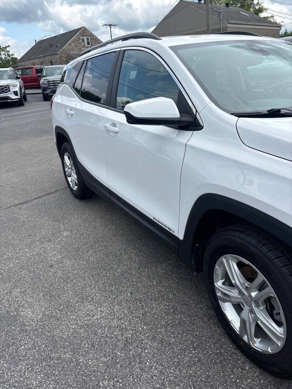White 2021 GMC Terrain SLE 4x4 SLE 4dr SUV 2