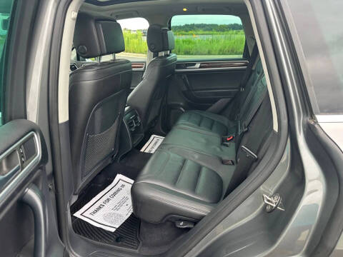 2014 Volkswagen Touareg TDI Sport