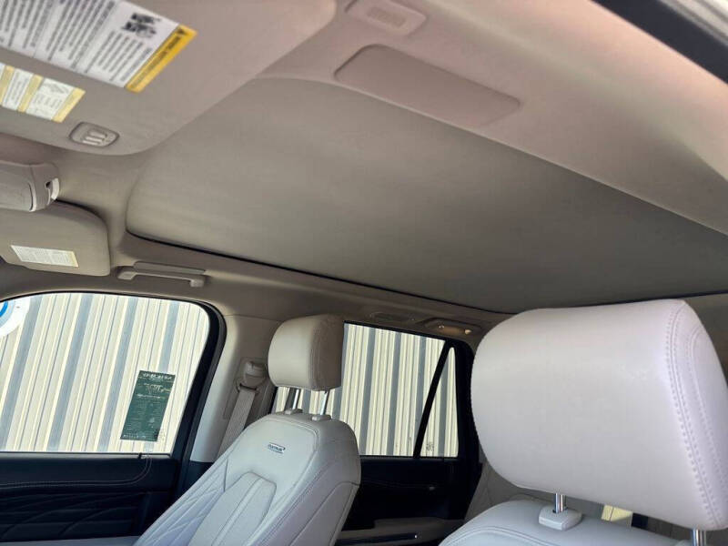 2024 Ford Expedition MAX Platinum
