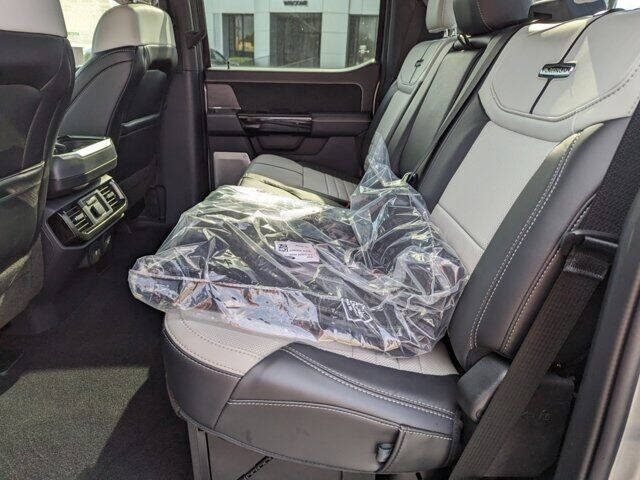 2023 Ford F-150 Lightning Platinum