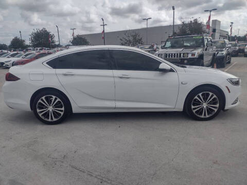 2018 Buick Regal Sportback Essence