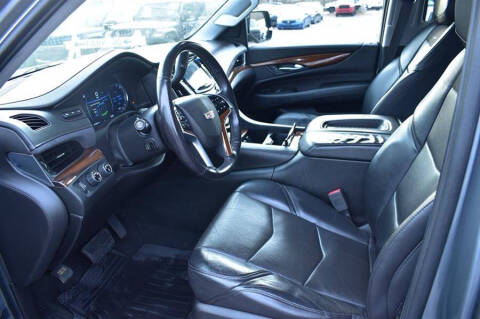 2018 Cadillac Escalade ESV Luxury