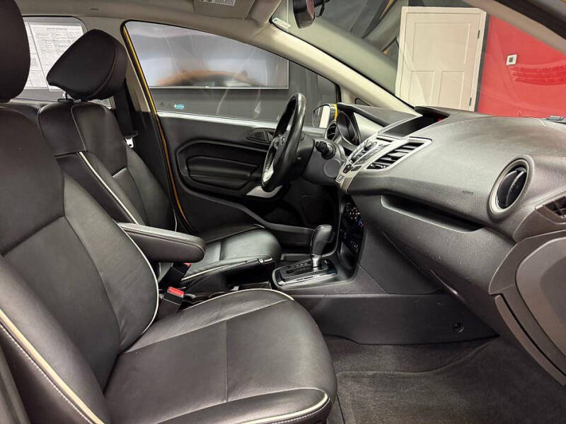 2013 Ford Fiesta Titanium