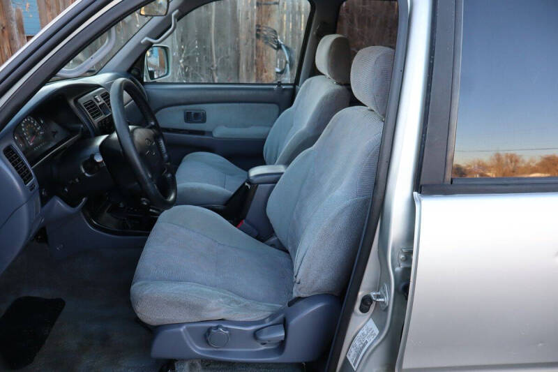 2000 Toyota 4Runner SR5