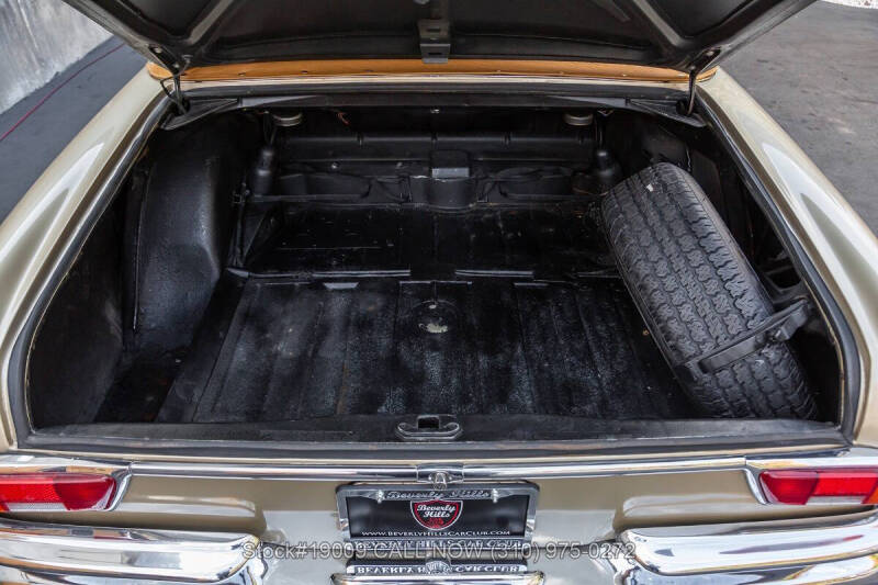 1970 Mercedes-Benz 280-Class