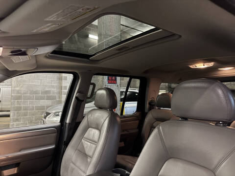 2005 Ford Explorer XLT